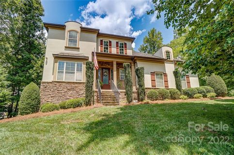 7220 Yellowhorn Trail