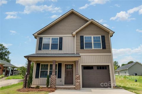 Previously sold for $305,000