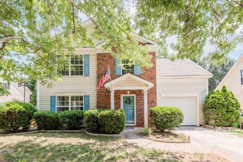 5211 Tresham Court