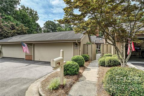5342 Sandtrap Lane