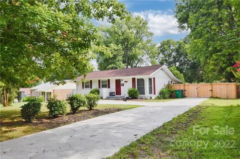 1134 Clanton Road