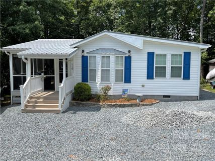 110 Walnut Circle