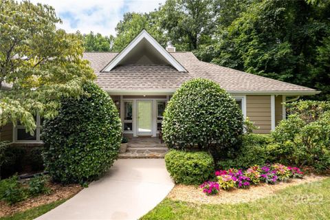 502 Candlewood Lane