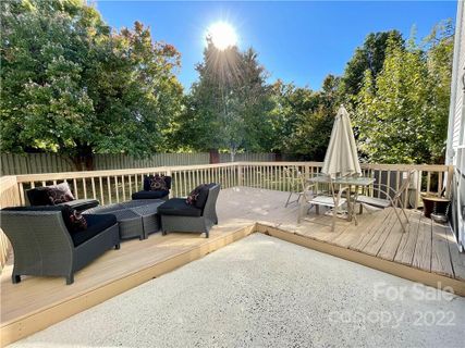 2431 Normancrest Court