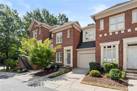 988 Park Slope Drive sold home in Hillside West, Charlotte, NC
