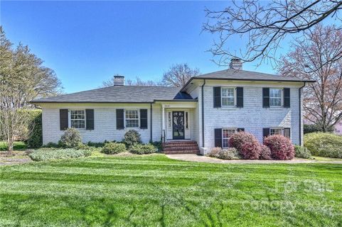 3501 Seward Place