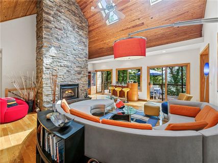 126 Galloway Drive sold home in Blake Mountain Estates, Asheville, NC