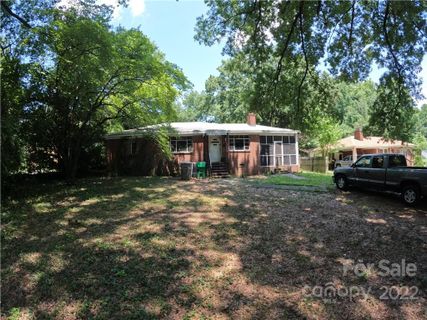 5321 Ruth Drive