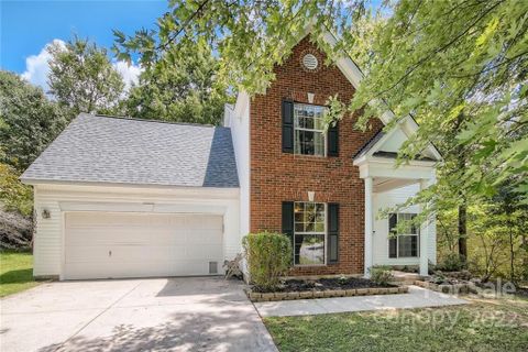 10806 Northwoods Forest Drive