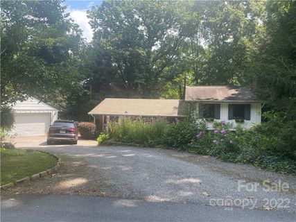 34 Ferncliff Drive