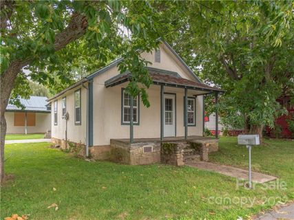 291 Camelot Drive sold home in Grimball Park, Waynesville, NC
