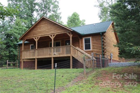 332 Whitestone Circle