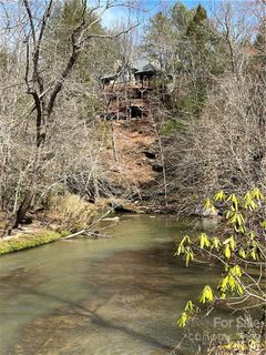 677 Cascades Parkway sold home in Cascades, Nebo, NC