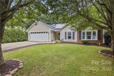 989 Thorncrest Court