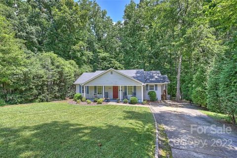 2925 Archdale Drive