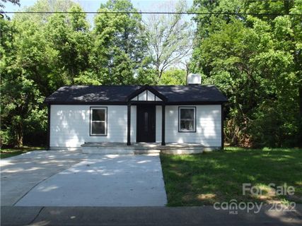 2958 Reid Avenue