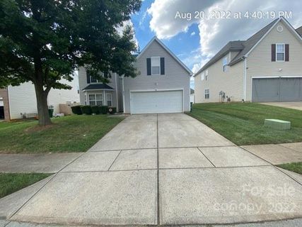 8421 Oak Drive