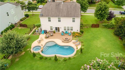 143 E Warfield Drive sold home in Wellesley East, Mooresville, NC