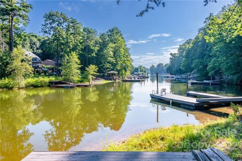 8054 Summit Ridge Drive sold home in Summit, Catawba, NC