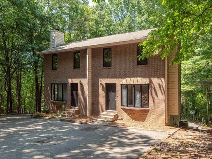 2 Hillsboro Drive 8 & 31 sold home in Mountain Heights, Arden, NC