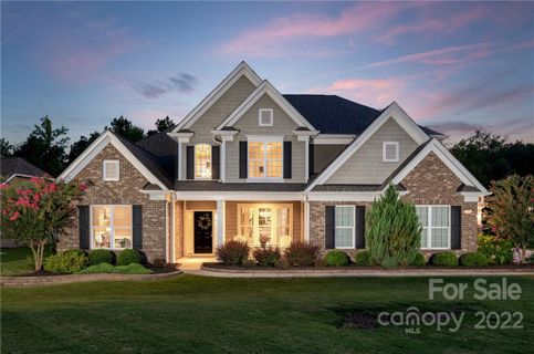 10500 Waxhaw Manor Drive