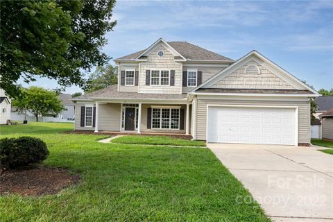 135 Lamplighter Lane