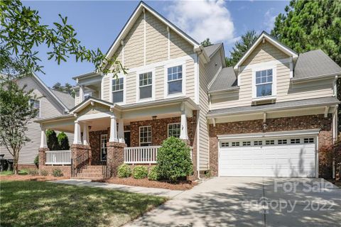 7308 Cascading Pines Drive sold home in Trailridge, Tega Cay, SC