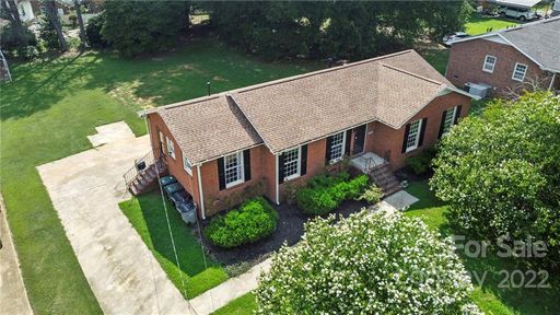 813 Lynhaven Drive sold home in Kingston Hills, Gastonia, NC