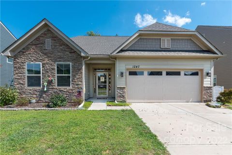 1247 New River Drive
