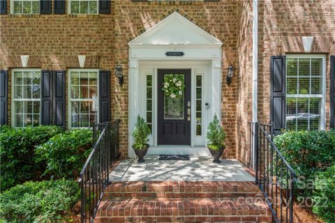885 Clonmel Drive