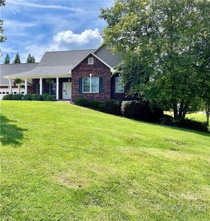 114 Southridge Drive sold home in SOUTHRIDGE, Rutherfordton, NC