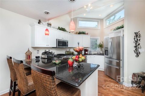 13934 Queens Harbor Road