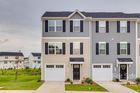6141 Cutwater Circle