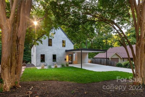 1739 Seifert Circle
