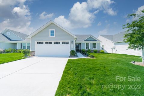 5028 Macvittie Lane
