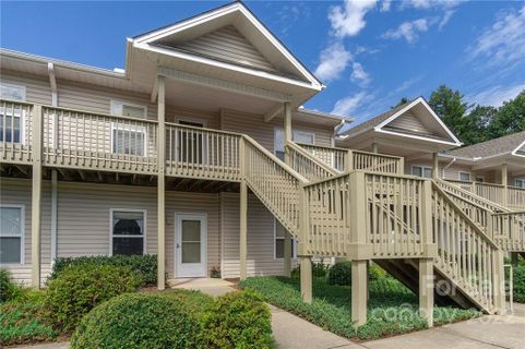 104 Carrington Place sold home in Carrington Place Condos, Arden, NC
