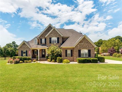 128 Walden Drive sold home in Walden Ridge, Mooresville, NC