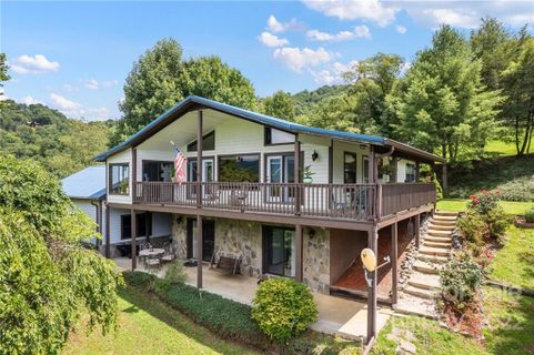 150 Derby Lane sold home in Maple Springs, Waynesville, NC