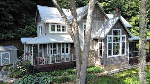306 Shadowood Lane sold home in Highlands Of Haywood, Waynesville, NC
