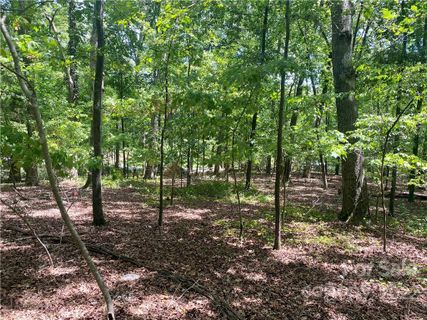 000 Oak Road 104,105