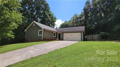 587 Mirawood Trail sold home in Treetop, Concord, NC