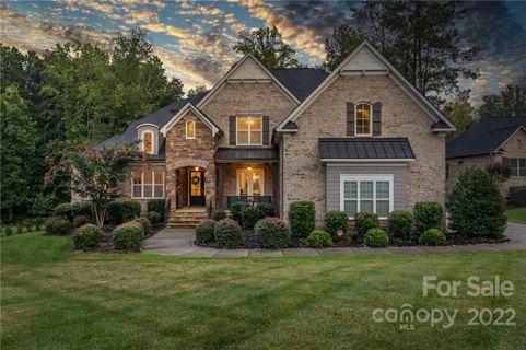212 Wheatberry Hill Drive sold home in Atherton, Matthews, NC