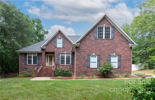 1608 Hunters Place Road
