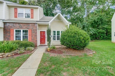 7521 Petrea Lane