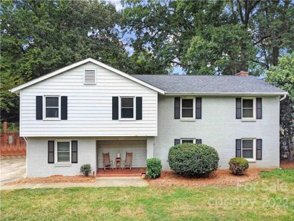 5326 Londonderry Road