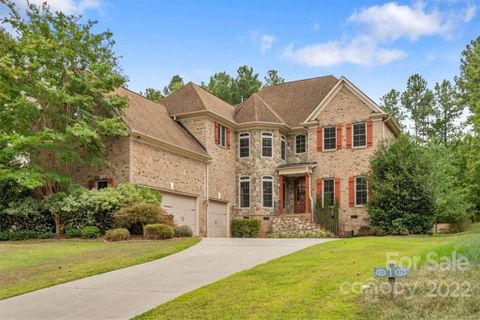 271 Palm Cove Way