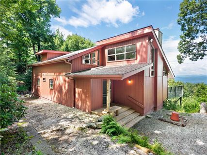 1695 Slick Rock Road sold home in Slick Rock, Brevard, NC