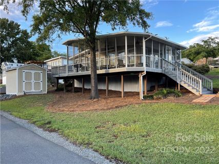 110 Dogwood Circle