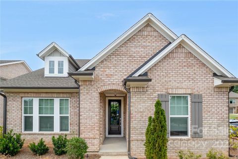 9415 Downton Court sold home in Eden Hall, Matthews, NC