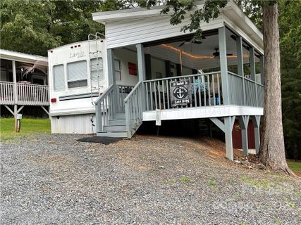 115 Deerfield Circle